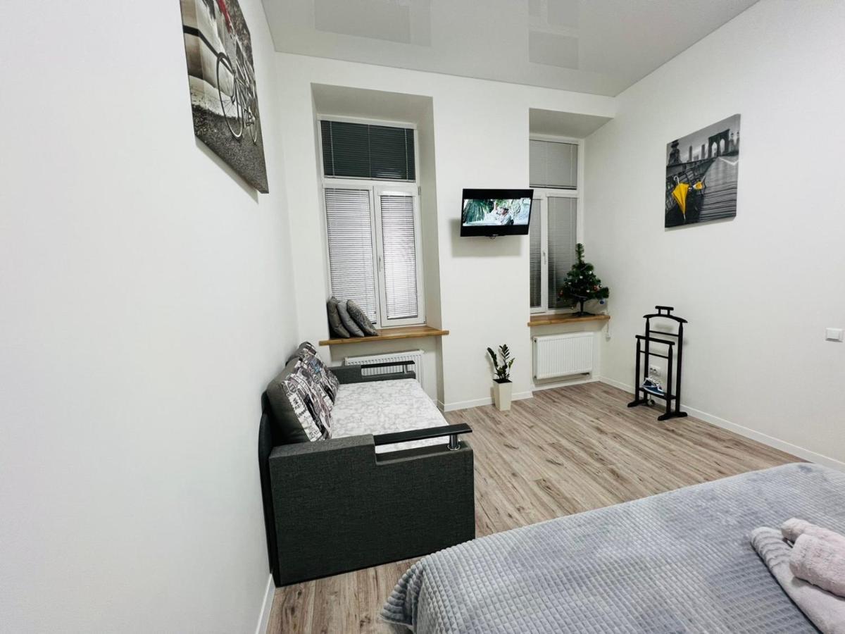 Transfer Apartament І.Franka 59 Leopoli Esterno foto
