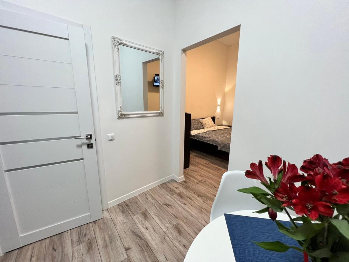 Transfer Apartament І.Franka 59 Leopoli Esterno foto