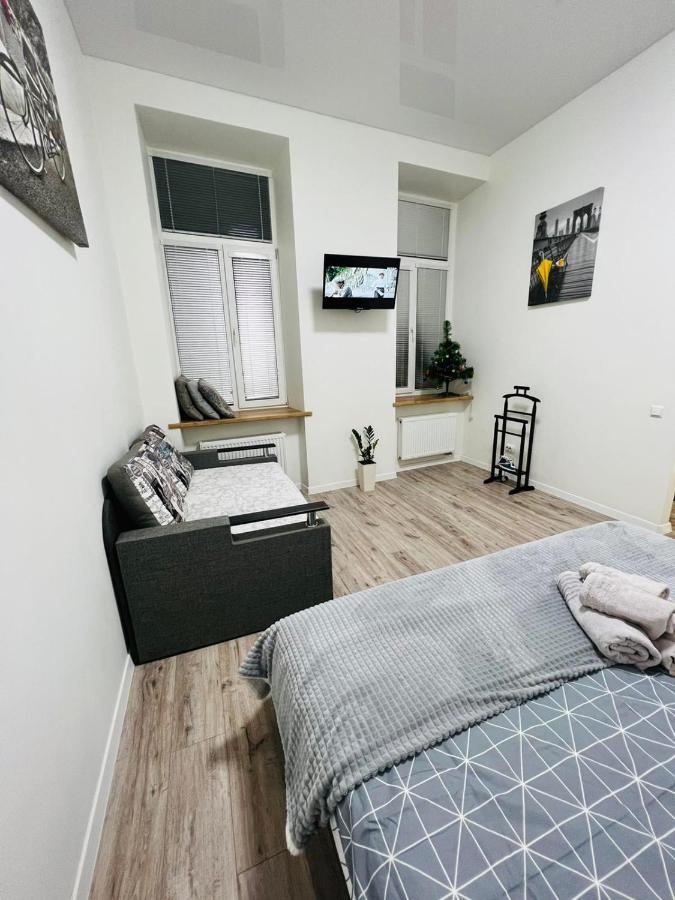 Transfer Apartament І.Franka 59 Leopoli Esterno foto
