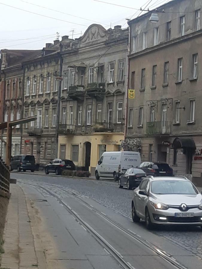 Transfer Apartament І.Franka 59 Leopoli Esterno foto