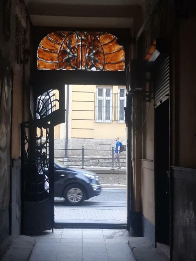 Transfer Apartament І.Franka 59 Leopoli Esterno foto